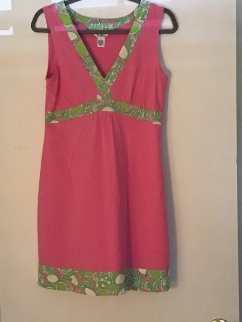 Lilly Pulitzer Size Medium M Pink Dress with Green Accents lot6514